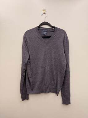 Banana Republic Merino Wool Sweater Mens Large Charcoal V Neck Quiet Luxury